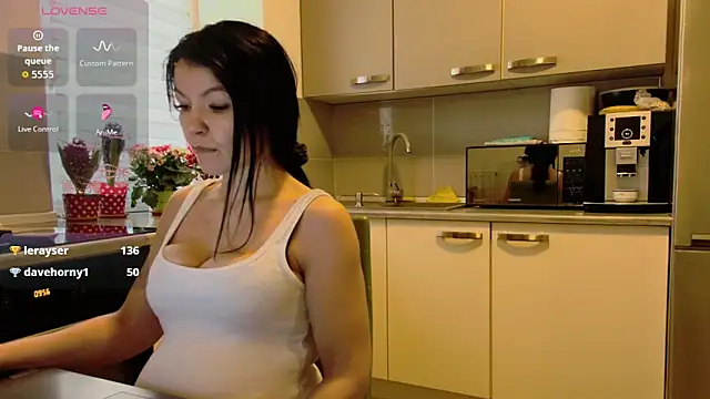 Snapshot of alisoncassie chatting on 03/09/26, 07:56 alisoncassie online show from 03/09/26, 07:56