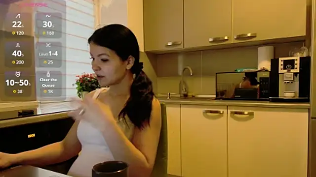 Snapshot of alisoncassie chatting on 03/26/26, 06:08 alisoncassie online show from 03/26/26, 06:08