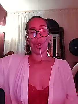 Snapshot of SelenaHouston chatting on 02/23/26, 03:48 SelenaHouston online show from 02/23/26, 03:48