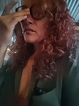 Snapshot of SelenaHouston chatting on 02/26/26, 11:04 SelenaHouston online show from 02/26/26, 11:04