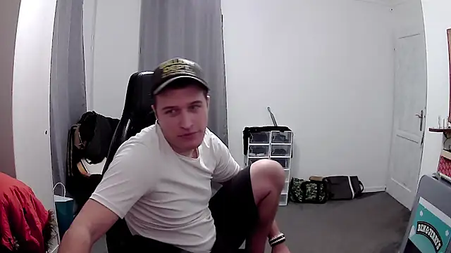 PKrisztian online show from 04/16/26, 02:01