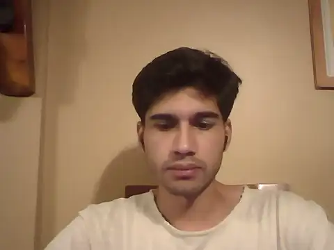 Snapshot of nachocum1 chatting on 10/20/25, 02:34 nachocum1 online show from 10/20/25, 02:34