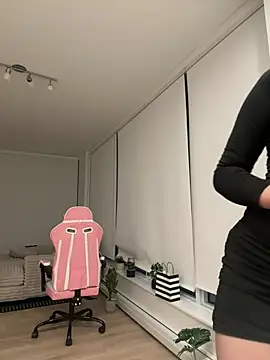 jAsMinE678 online show from 01/29/25, 01:37