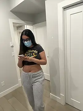 jAsMinE678 online show from 03/08/26, 05:00