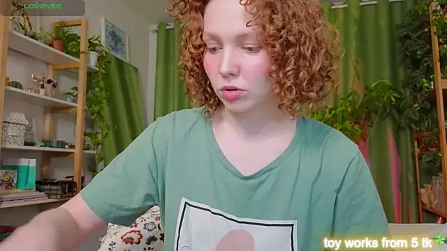 Snapshot of _lightmyfire chatting on 01/28/25, 04:41 lightmyfire online show from 01/28/25, 04:41