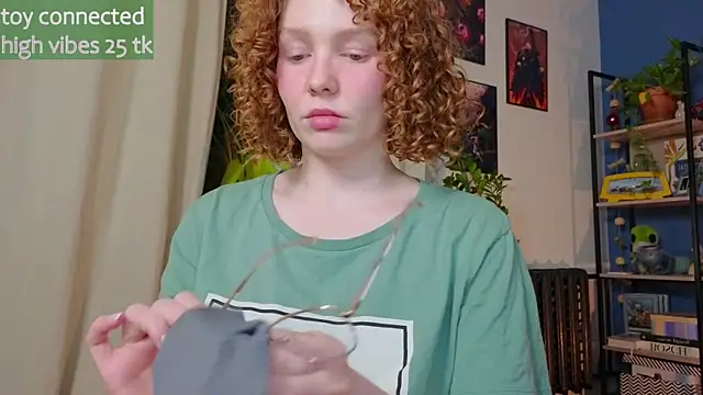 Snapshot of _lightmyfire chatting on 02/19/25, 07:27 lightmyfire online show from 02/19/25, 07:27