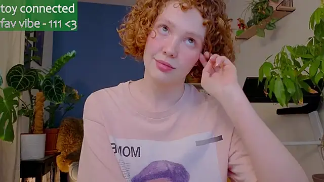 Snapshot of _lightmyfire chatting on 11/02/25, 06:27 lightmyfire online show from 11/02/25, 06:27