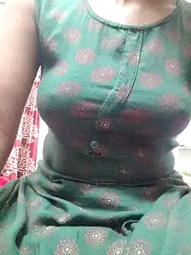 rituporna2004 online show from 12/10/24, 04:49