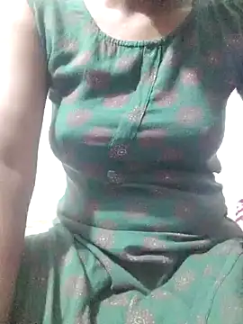 rituporna2004 online show from 12/11/24, 03:35