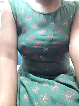 rituporna2004 online show from 12/15/24, 04:26