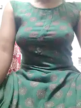 rituporna2004 online show from 12/26/24, 04:25