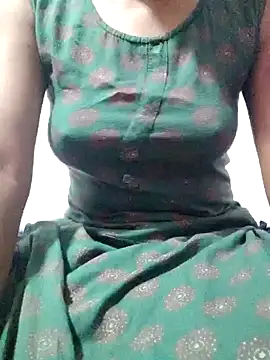 rituporna2004 online show from 01/16/25, 03:56