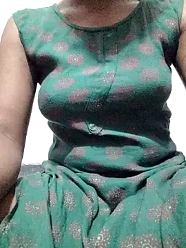 rituporna2004 online show from 02/08/25, 01:11