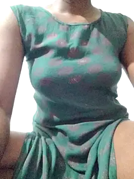 Snapshot of rituporna2004 chatting on 11/23/25, 01:27 rituporna2004 online show from 11/23/25, 01:27