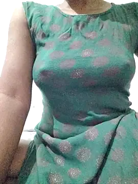 Snapshot of rituporna2004 chatting on 12/05/25, 01:20 rituporna2004 online show from 12/05/25, 01:20