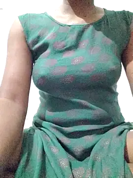 Snapshot of rituporna2004 chatting on 12/16/25, 02:38 rituporna2004 online show from 12/16/25, 02:38