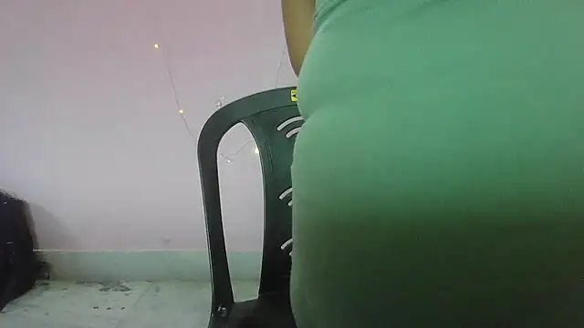 Snapshot of my-laila chatting on 01/12/26, 07:24 my-laila online show from 01/12/26, 07:24