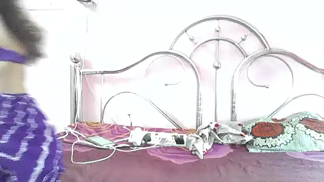 Snapshot of my-laila chatting on 03/17/26, 06:50 my-laila online show from 03/17/26, 06:50