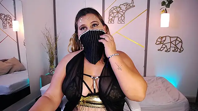 SalmaZaman online show from 01/11/25, 02:41