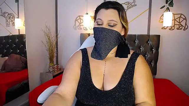 SalmaZaman online show from 01/25/25, 05:40