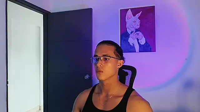 Snapshot of alejo_x3 chatting on 03/07/26, 09:23 alejo x3 online show from 03/07/26, 09:23