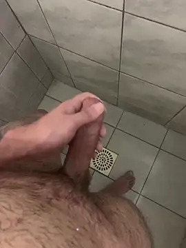 Snapshot of jhnn_ chatting on 09/27/25, 01:21 jhnn  online show from 09/27/25, 01:21