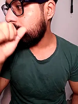 HombreS3n online show from 10/26/25, 09:42