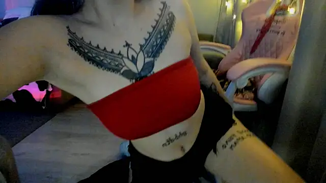 Ledy WWWII online show from 12/10/24, 11:51