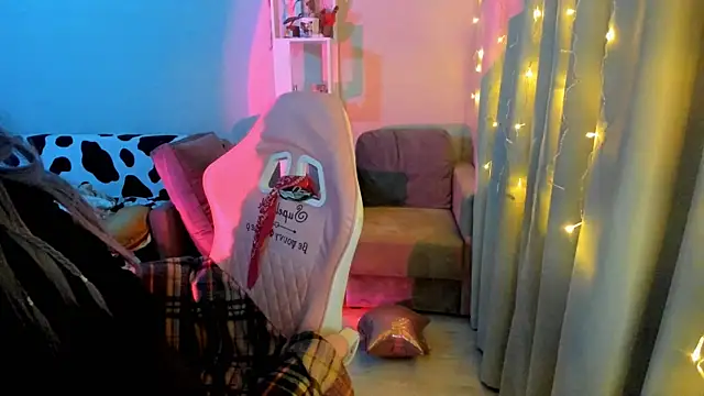 Ledy WWWII online show from 12/13/24, 04:38