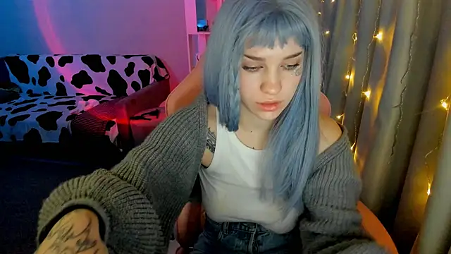 Ledy WWWII online show from 01/18/25, 01:08