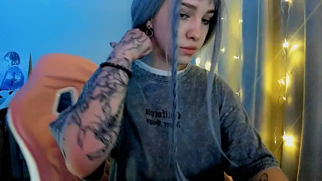 Ledy WWWII online show from 01/21/25, 05:09