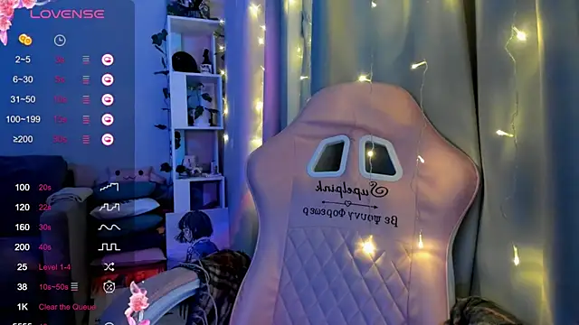 Ledy WWWII online show from 02/06/25, 06:24