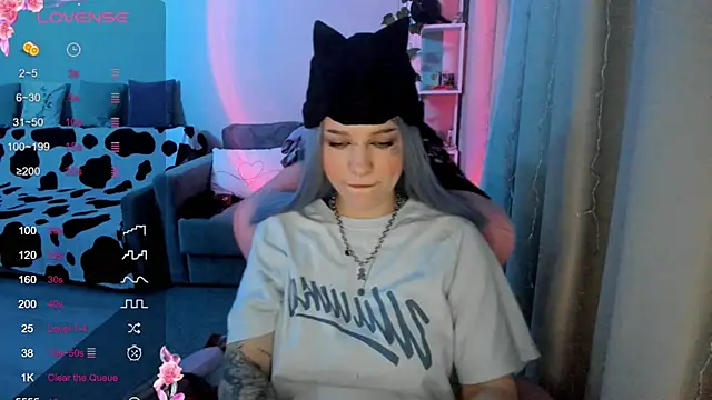 Ledy WWWII online show from 02/16/25, 04:21