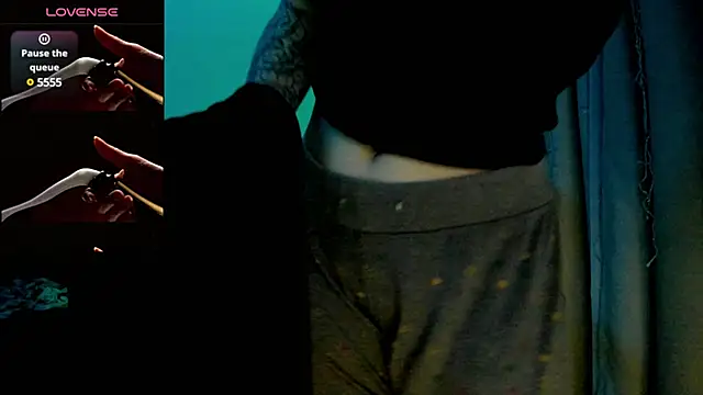 Ledy WWWII online show from 02/26/25, 08:54