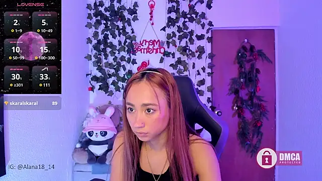 Snapshot of Alana_Pherson chatting on 12/14/24, 07:07 Alana Pherson online show from 12/14/24, 07:07