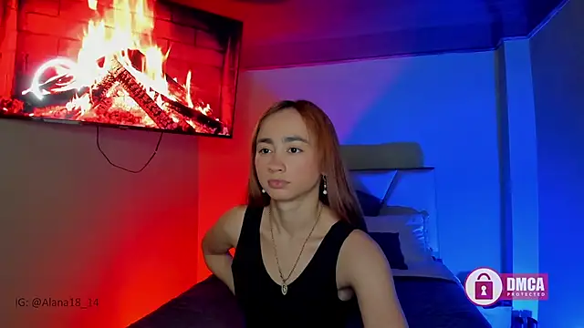 Snapshot of Alana_Pherson chatting on 02/12/25, 09:33 Alana Pherson online show from 02/12/25, 09:33