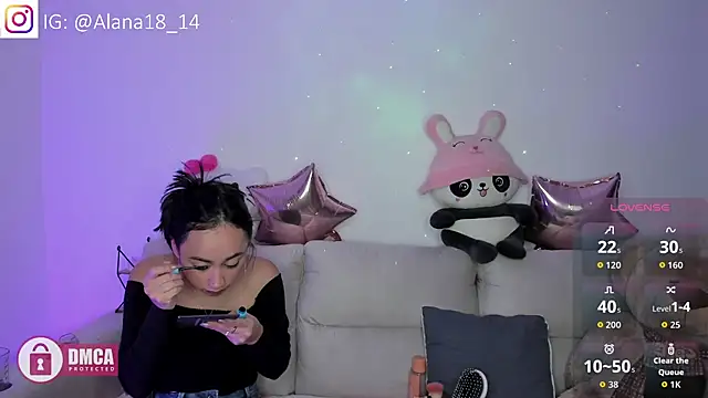 Snapshot of Alana_Pherson chatting on 09/29/25, 12:16 Alana Pherson online show from 09/29/25, 12:16