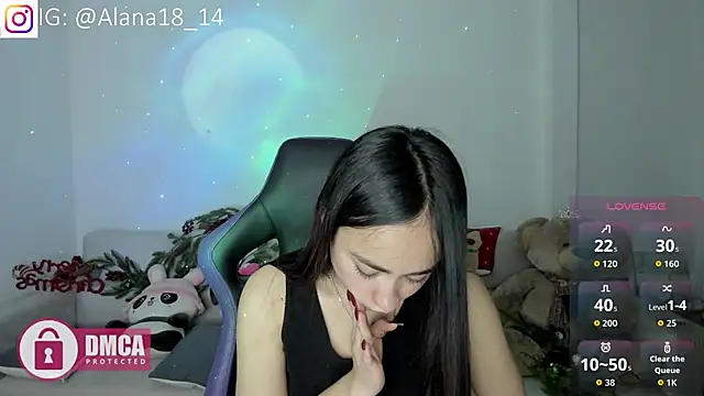 Alana Pherson online show from 12/16/25, 06:51