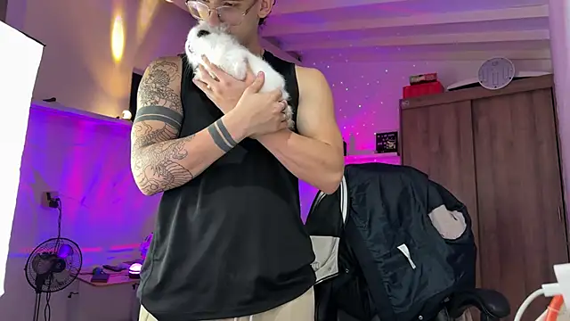 Snapshot of Kisan_Smith chatting on 04/09/26, 03:50 Kisan Smith online show from 04/09/26, 03:50