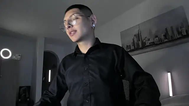 Snapshot of a_lejandro_0_8 chatting on 03/15/25, 03:51 a lejandro 0 8 online show from 03/15/25, 03:51