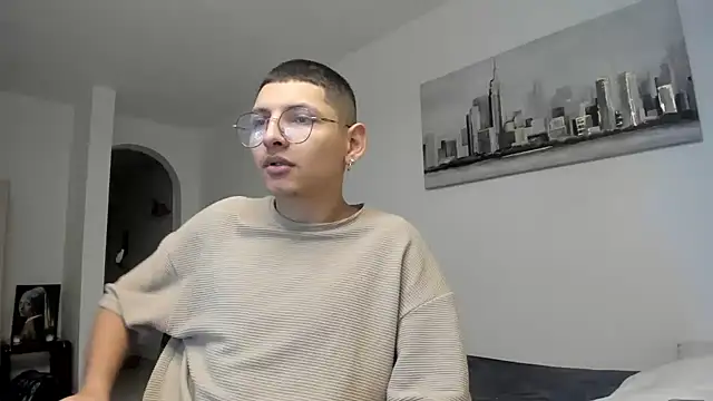 Snapshot of a_lejandro_0_8 chatting on 03/23/25, 12:15 a lejandro 0 8 online show from 03/23/25, 12:15