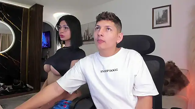 Snapshot of a_lejandro_0_8 chatting on 09/16/25, 10:16 a lejandro 0 8 online show from 09/16/25, 10:16