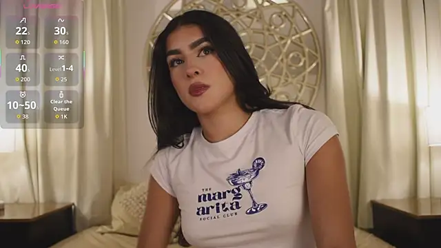 Snapshot of Antonellaparis_ chatting on 09/11/25, 02:22 Antonellaparis online show from 09/11/25, 02:22