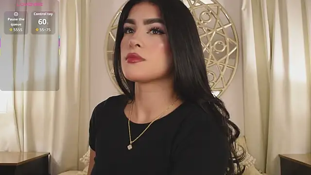 Snapshot of Antonellaparis_ chatting on 09/14/25, 02:54 Antonellaparis online show from 09/14/25, 02:54