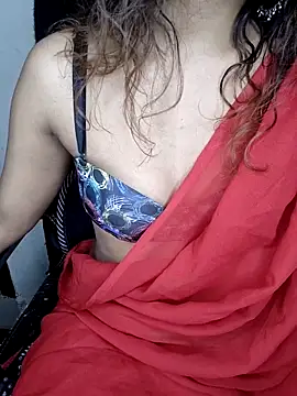 Snapshot of Leeeezzzz_roy chatting on 11/27/25, 07:16 Leeeezzzz roy online show from 11/27/25, 07:16