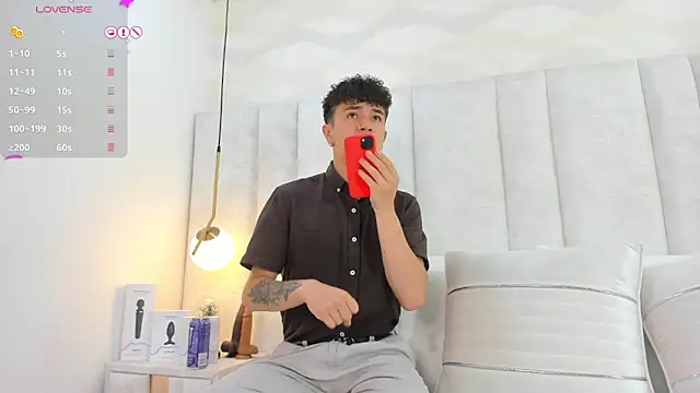 Snapshot of 1m_Joel chatting on 01/27/25, 09:34 1m Joel online show from 01/27/25, 09:34