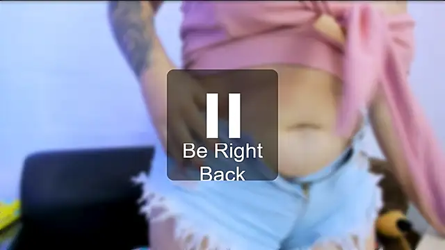 Snapshot of aurora_mcry chatting on 12/22/24, 04:28 aurora mcry online show from 12/22/24, 04:28