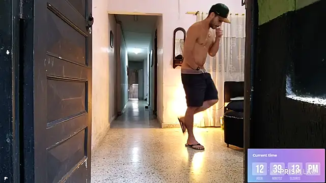 sexyboycolombi4 online show from 01/25/25, 05:40