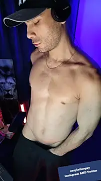 sexyboycolombi4 online show from 03/10/25, 10:59
