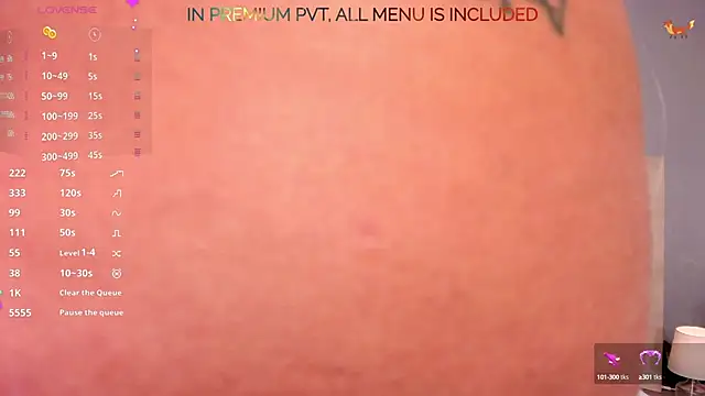 FoxxyClarise online show from 10/03/25, 07:55